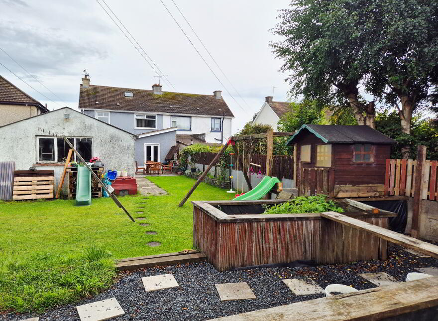 128 Ballycastle Road, Coleraine, BT52 2DZ