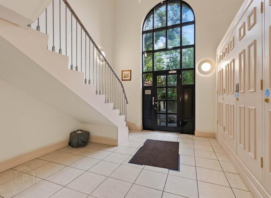 2 Apartment, Chancellors Court, 55-57 Malone Road, Belfast, BT9 6SA