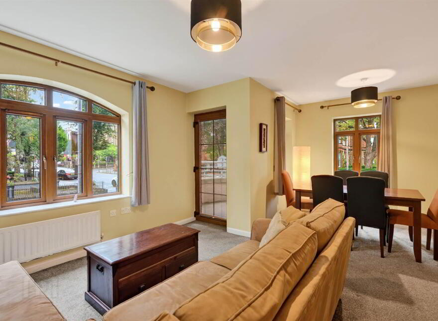 2 Apartment, Chancellors Court, 55-57 Malone Road, Belfast, BT9 6SA