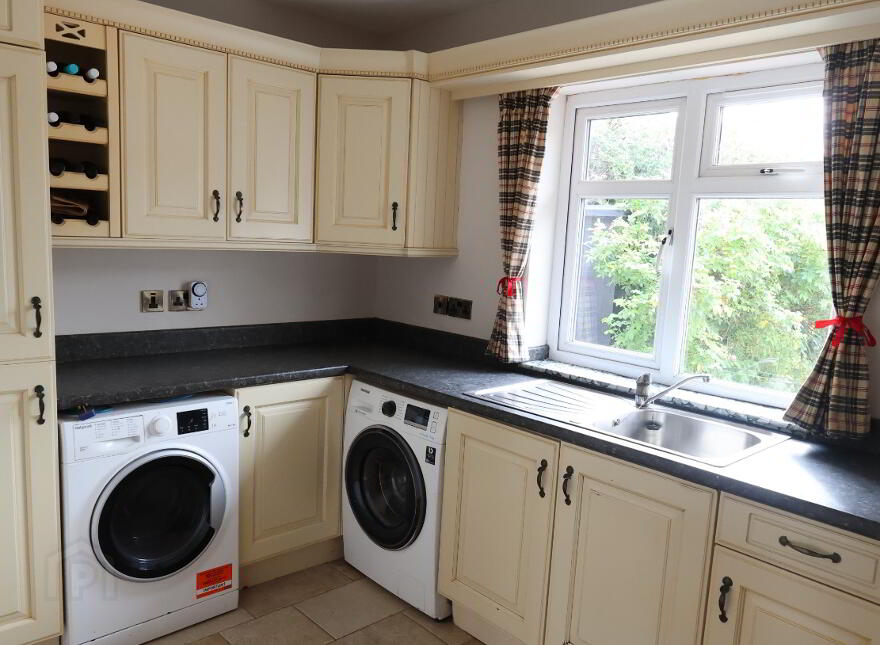 21 Cookstown Road, Dungannon, BT71 4BG
