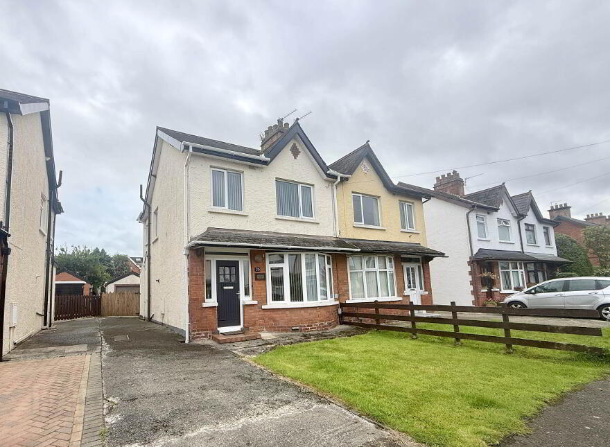 26 Pommern Parade, Castlereagh, Belfast, BT6 9FX