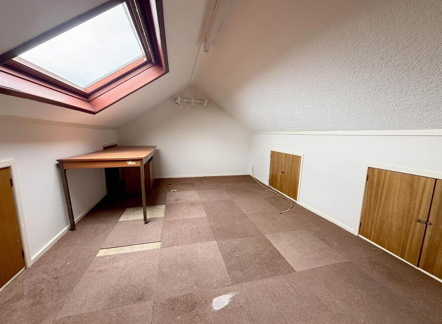 26 Pommern Parade, Castlereagh, Belfast, BT6 9FX