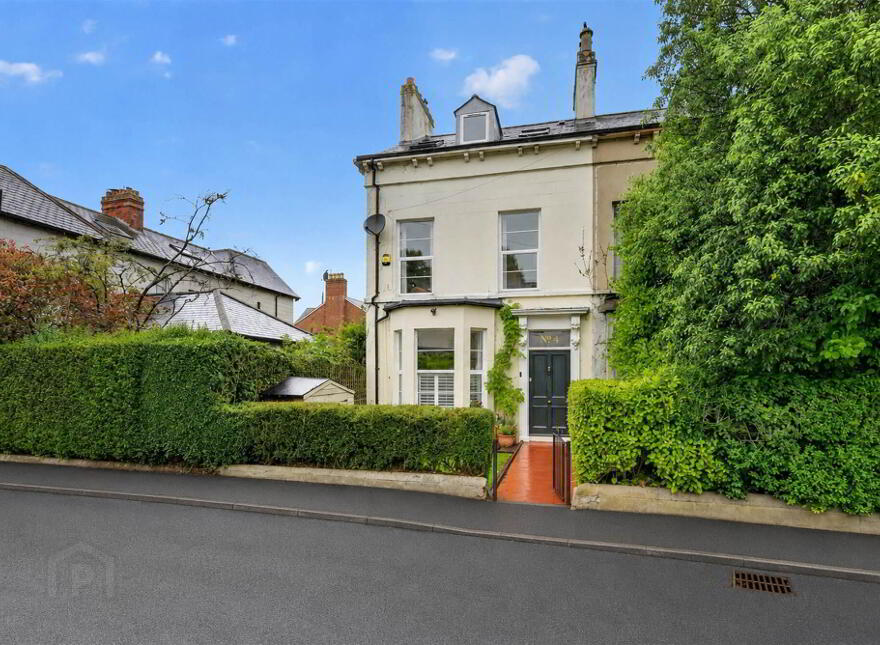 4 Church Avenue, Church Road, Holywood, BT18 9BJ