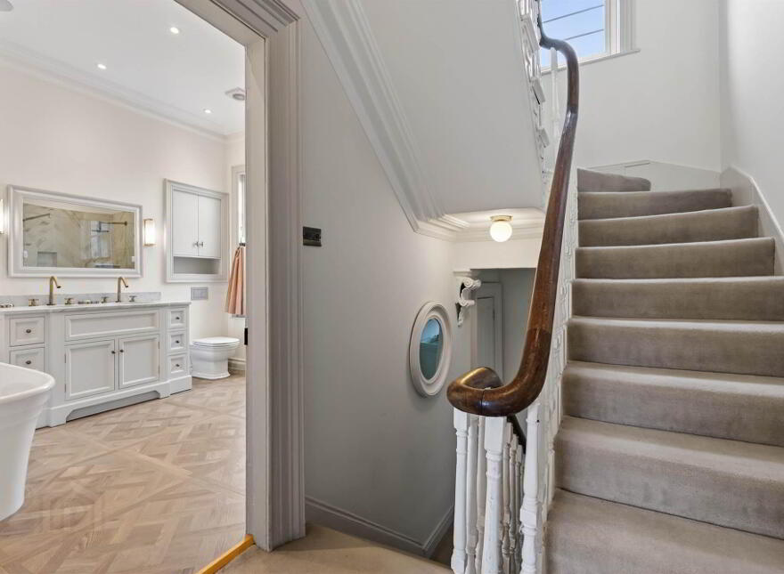 4 Church Avenue, Church Road, Holywood, BT18 9BJ