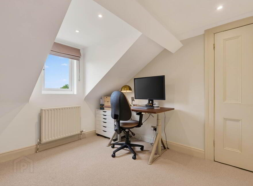 4 Church Avenue, Church Road, Holywood, BT18 9BJ
