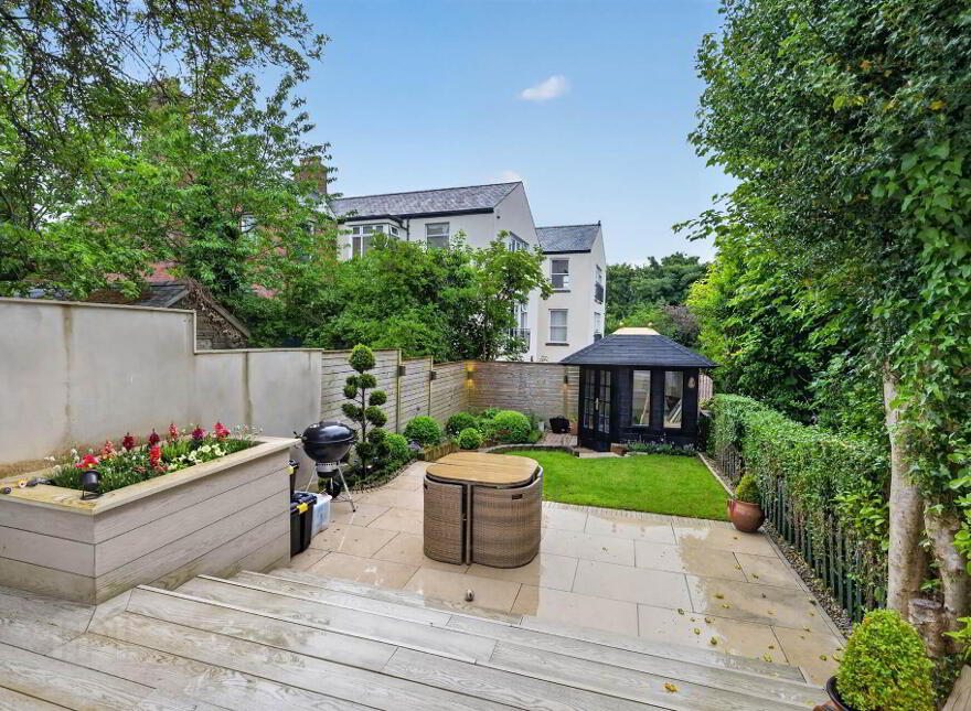 4 Church Avenue, Church Road, Holywood, BT18 9BJ