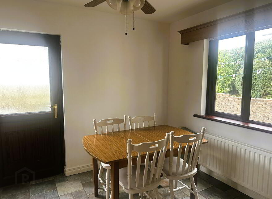 22 Tudor Mews, Warrenpoint, Newry, BT34 3TD