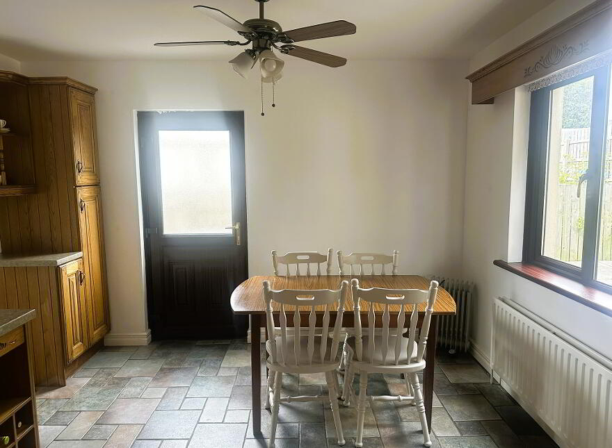 22 Tudor Mews, Warrenpoint, Newry, BT34 3TD