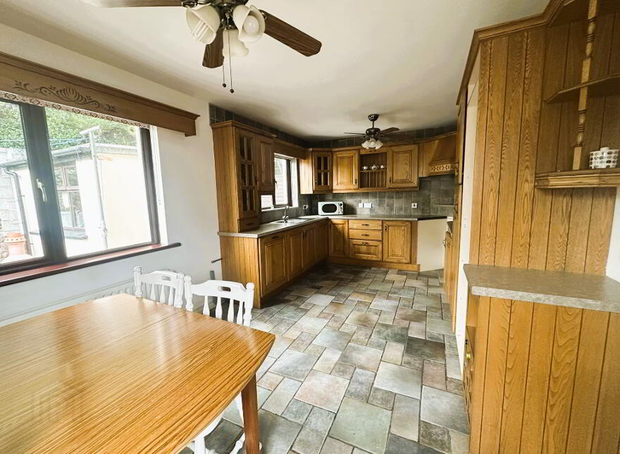 22 Tudor Mews, Warrenpoint, Newry, BT34 3TD
