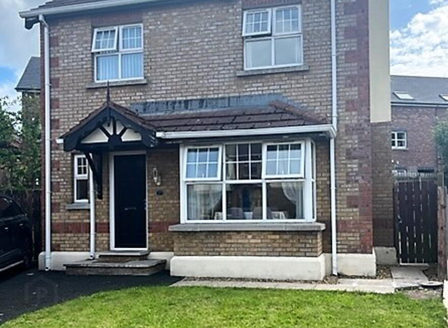 STUDENT LET 2026 - 27, 17 Old Mill Grange, Double Room Available, Portstewart, BT55 7GD
