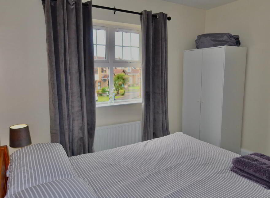 STUDENT LET 2026 - 27, 17 Old Mill Grange, Double Room Available, Portstewart, BT55 7GD
