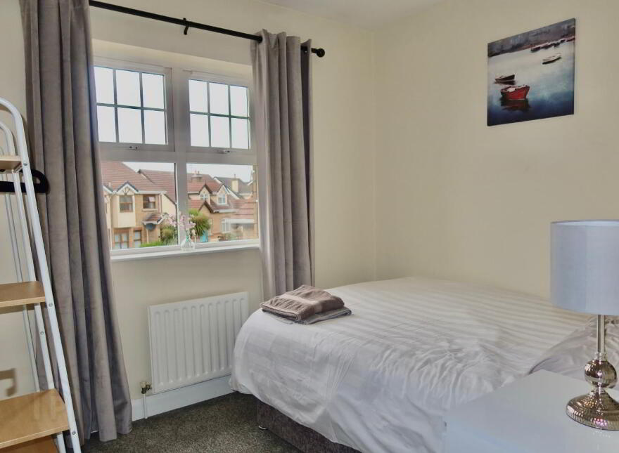 STUDENT LET 2026 - 27, 17 Old Mill Grange, Double Room Available, Portstewart, BT55 7GD