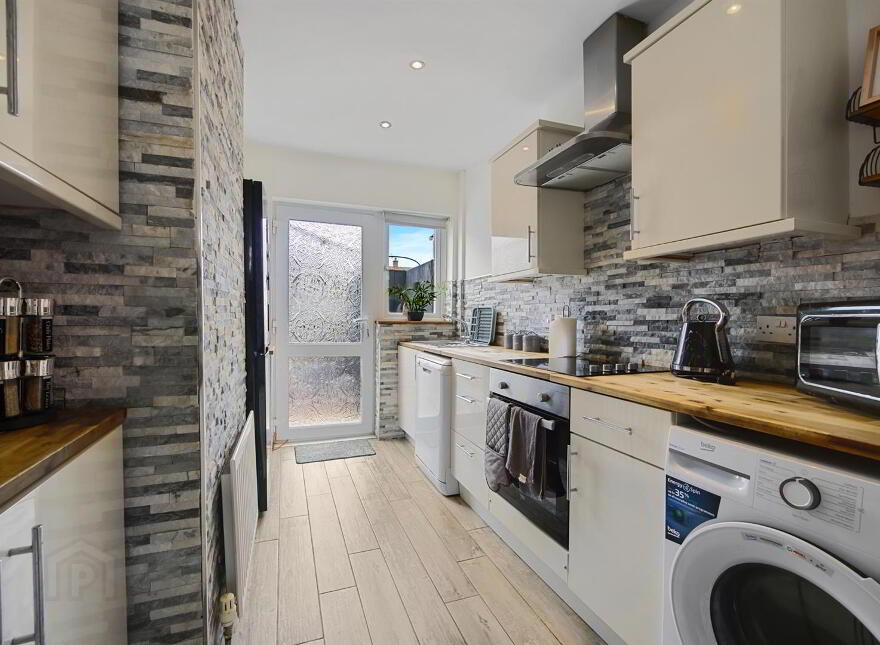 39 Beechfield Drive, Donaghadee, BT21 0BA
