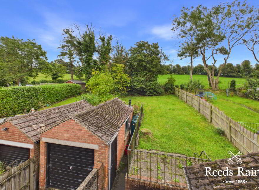 94 Beechgrove Avenue, Belfast, BT6 0NF