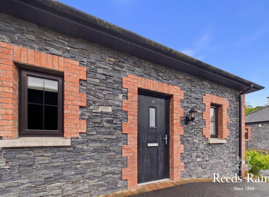 10 Fort Manor, Dundonald, Belfast, BT16 1ZA