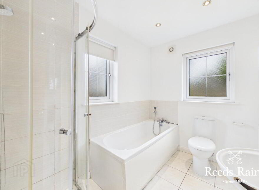 10 Fort Manor, Dundonald, Belfast, BT16 1ZA