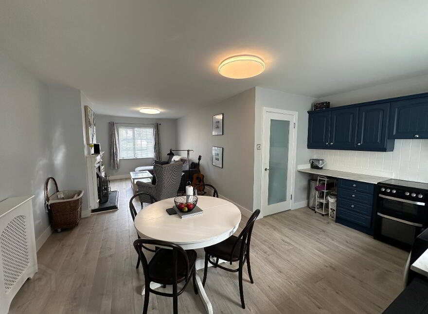 1 Rosemount Close, Cahir, Co. Tipperary, E21WK58