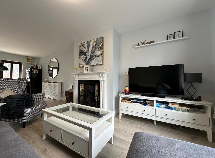 1 Rosemount Close, Cahir, Co. Tipperary, E21WK58