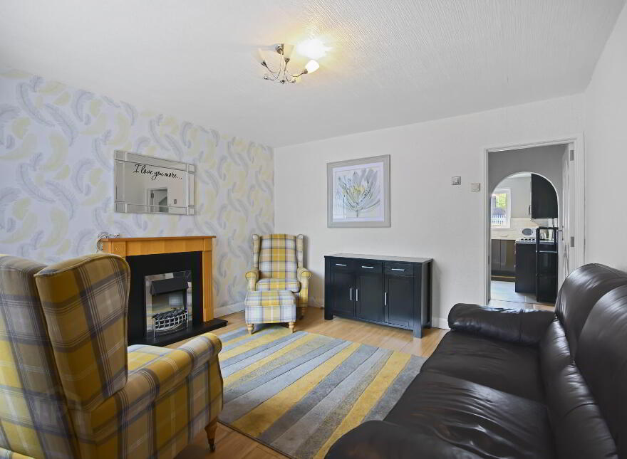 206 Connsbrook Avenue, Belfast, BT4 1JZ