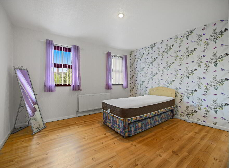 206 Connsbrook Avenue, Belfast, BT4 1JZ