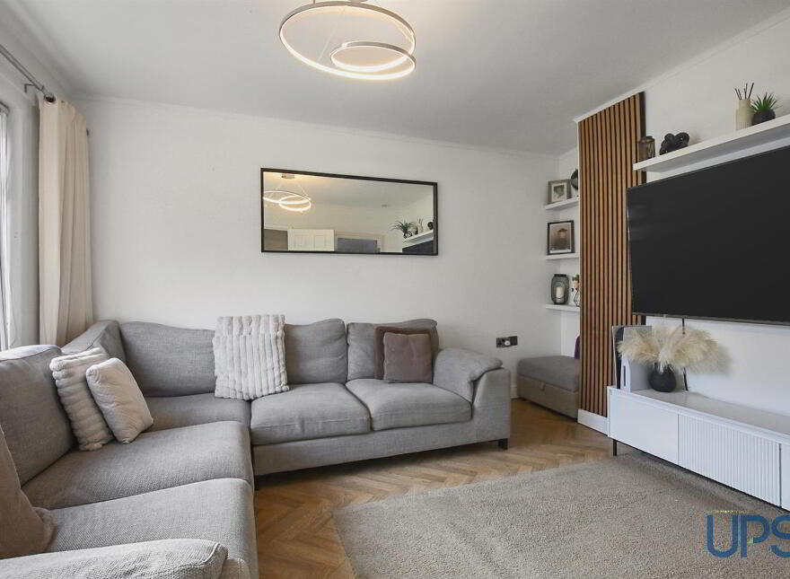30 Norfolk Road, Belfast, BT11 8DE