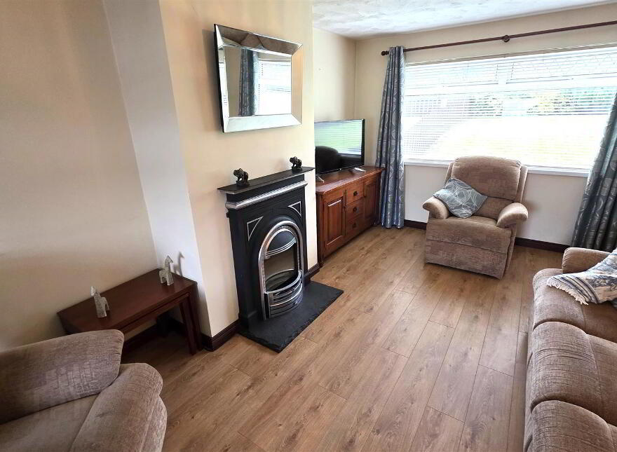1 Maplehill, Antrim, BT41 2BX