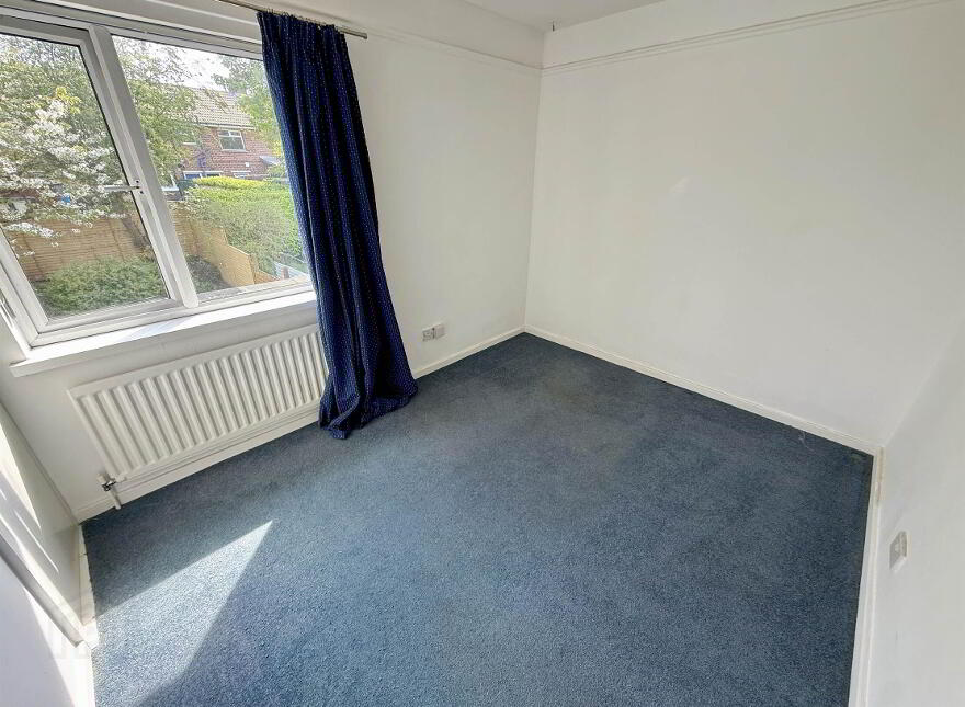 10 Minnowburn Drive, Grays Park, Belfast, BT8 7QJ