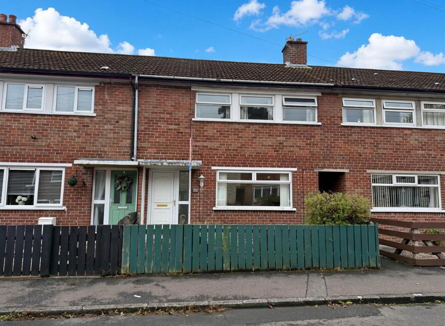 10 Minnowburn Drive, Grays Park, Belfast, BT8 7QJ