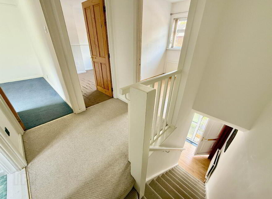 10 Minnowburn Drive, Grays Park, Belfast, BT8 7QJ