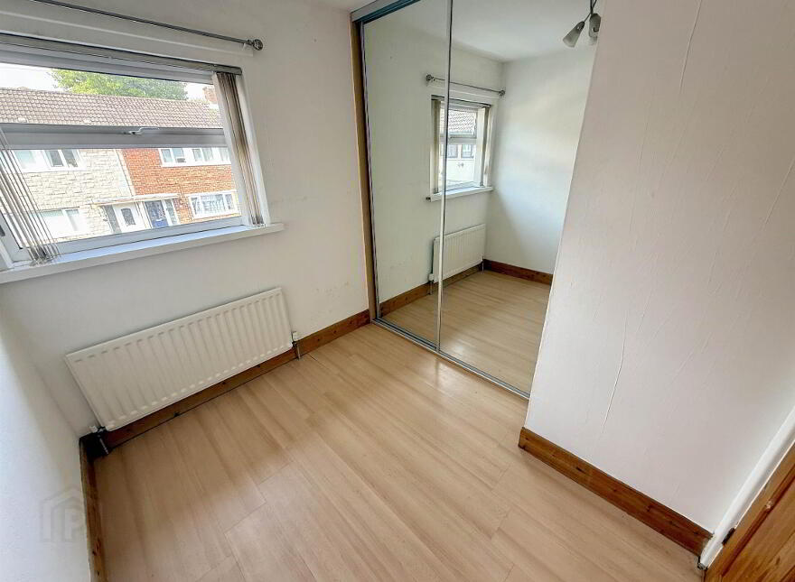 10 Minnowburn Drive, Grays Park, Belfast, BT8 7QJ