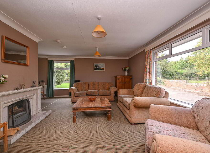9 Ballygilbert Road, Downpatrick, BT30 8LH