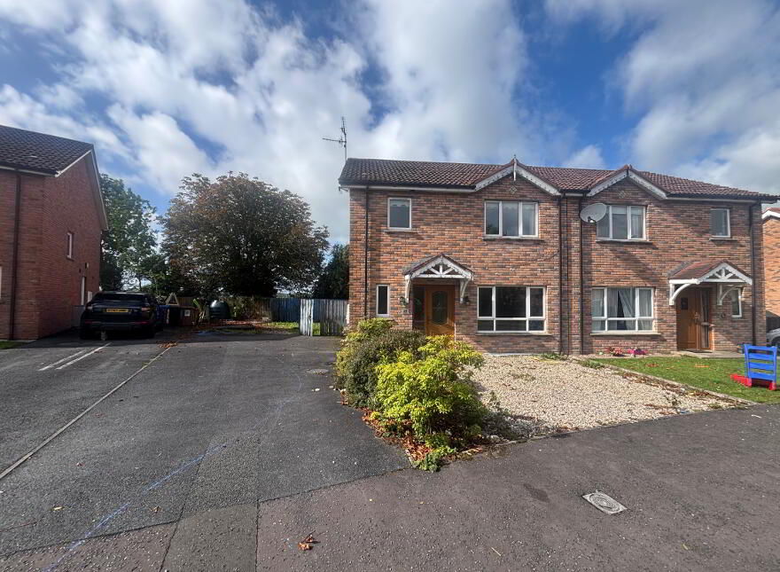 34 Hollyfields, Dungannon, BT71 7BH