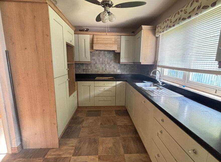 34 Hollyfields, Dungannon, BT71 7BH