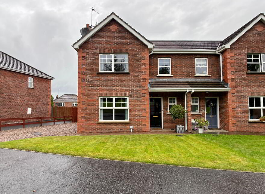 25 Windsor Hill, Waringstown, BT66 7FZ