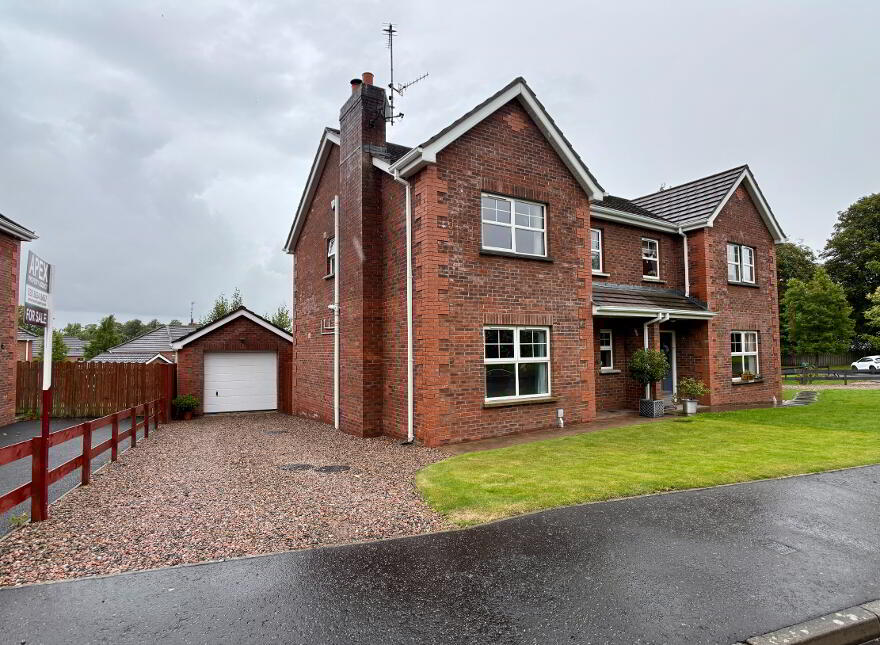 25 Windsor Hill, Waringstown, BT66 7FZ