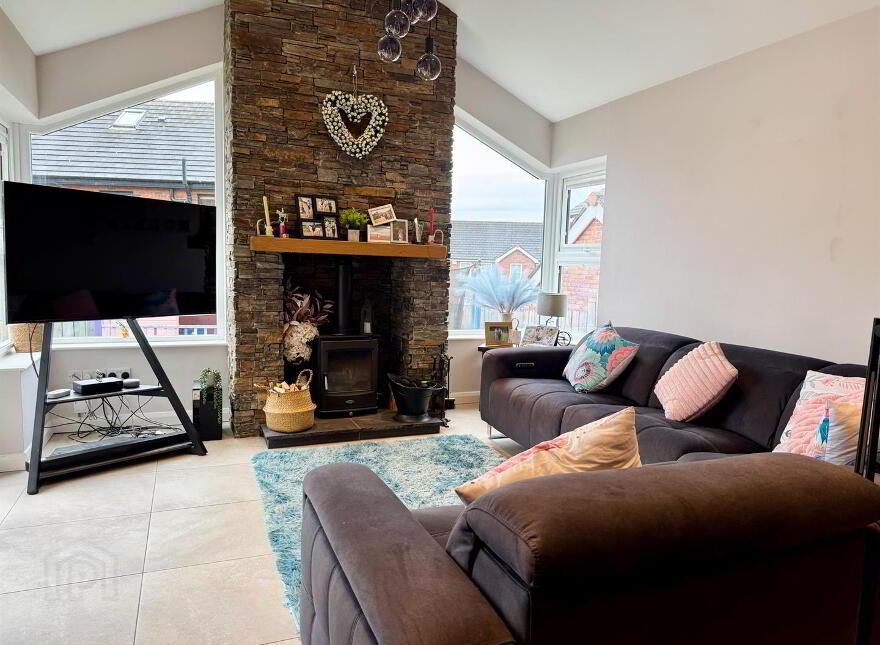 43 Russell Court, Ballyclare, BT39 9YL