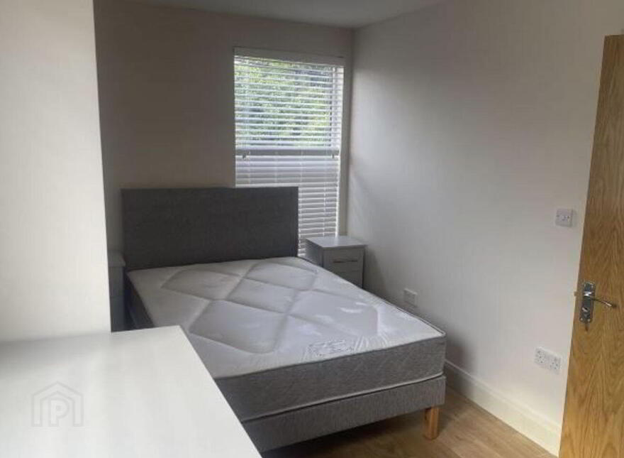 O'Connell Avenue, North Circular Road, North Circular Road, D07X3WX