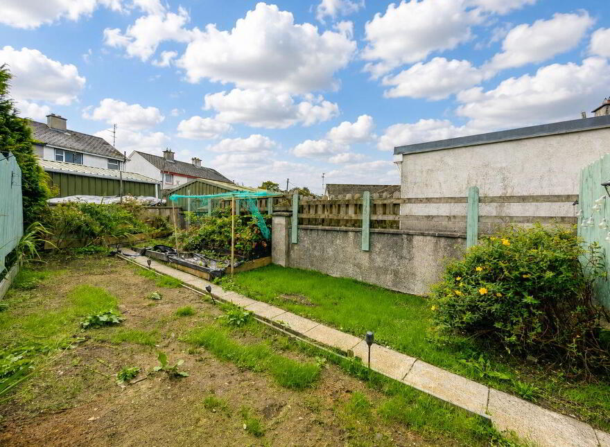 13 Brabazon Heights, Swinford, F12C2D9