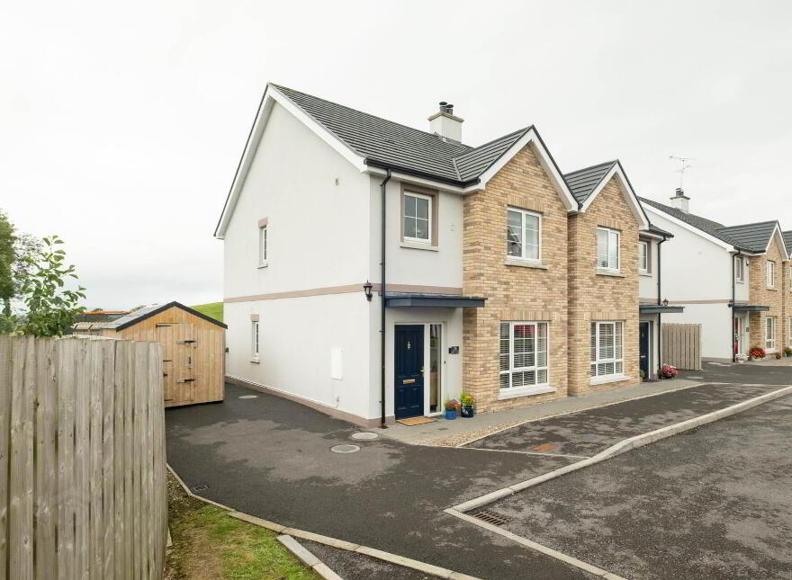 36 Bluebell Glade, Lisbellaw, BT94 5FU
