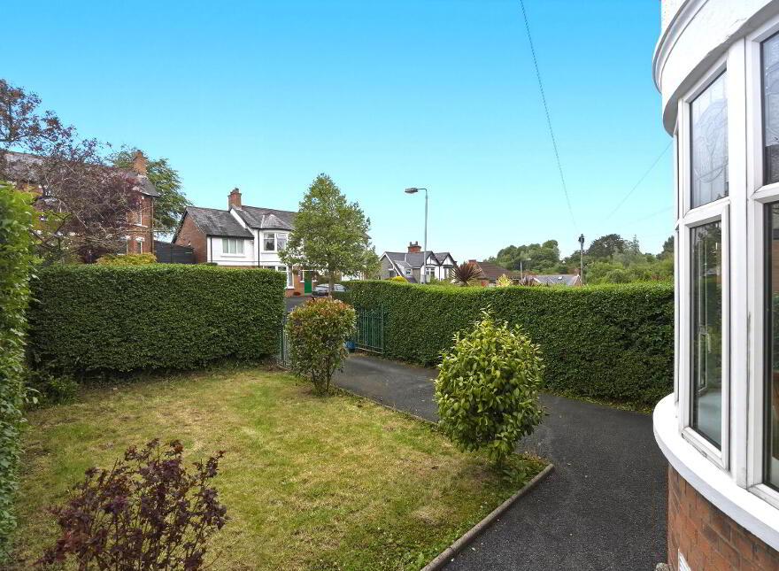 58 Knockvale Park, Belfast, BT5 6HJ