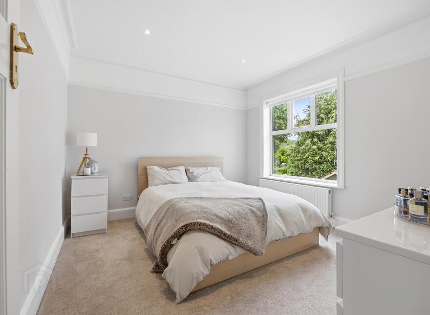 58 Knockvale Park, Belfast, BT5 6HJ