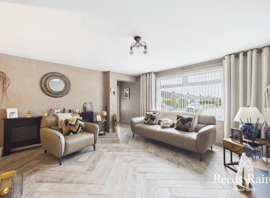 6 Marlborough Park, Carrickfergus, BT38 7SA