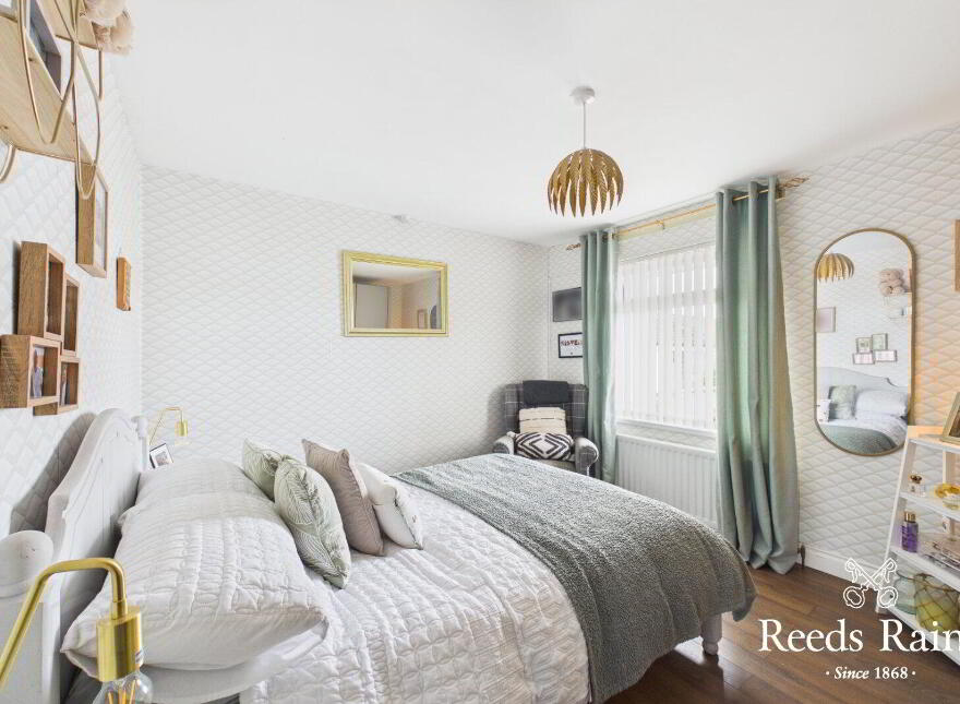 6 Marlborough Park, Carrickfergus, BT38 7SA