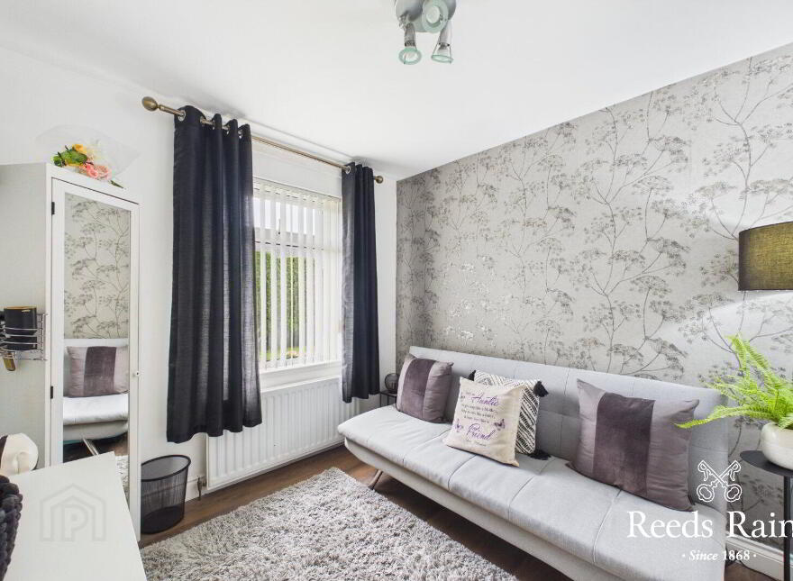 6 Marlborough Park, Carrickfergus, BT38 7SA