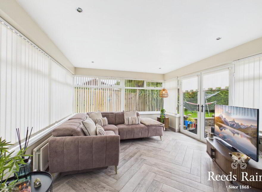 6 Marlborough Park, Carrickfergus, BT38 7SA