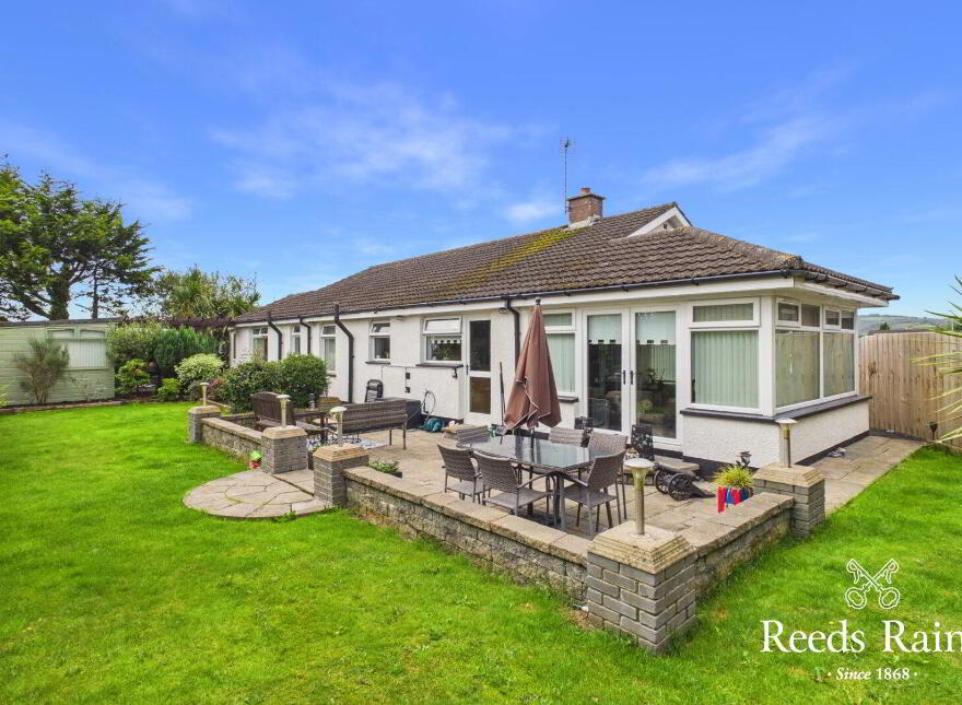 6 Marlborough Park, Carrickfergus, BT38 7SA
