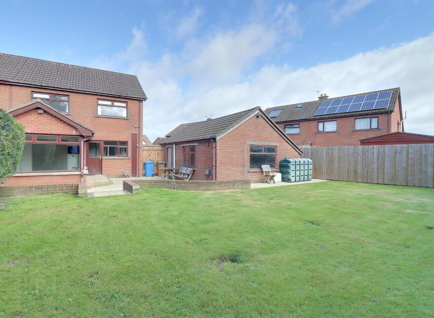 5 Manse Court, Carrowdore, Newtownards, BT22 2ER