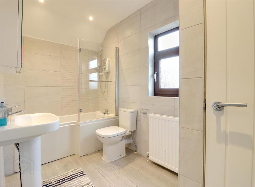5 Manse Court, Carrowdore, Newtownards, BT22 2ER