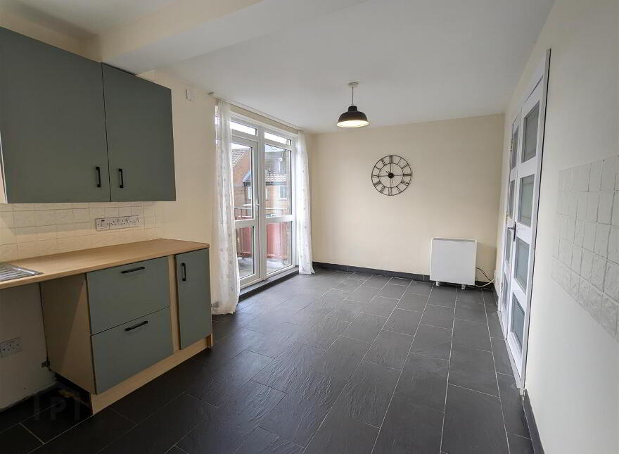 13 Dunwellan Park, Newcastle, BT33 0DD
