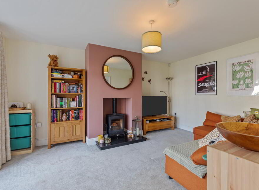 6 Pirrie Walk, Comber, Newtownards, BT23 5ZR